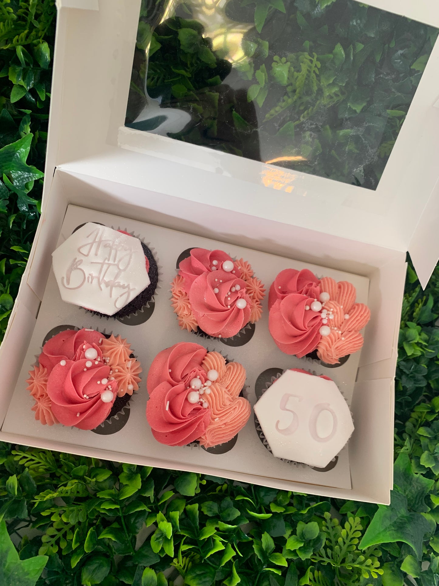 Box of 6 Cupcakes