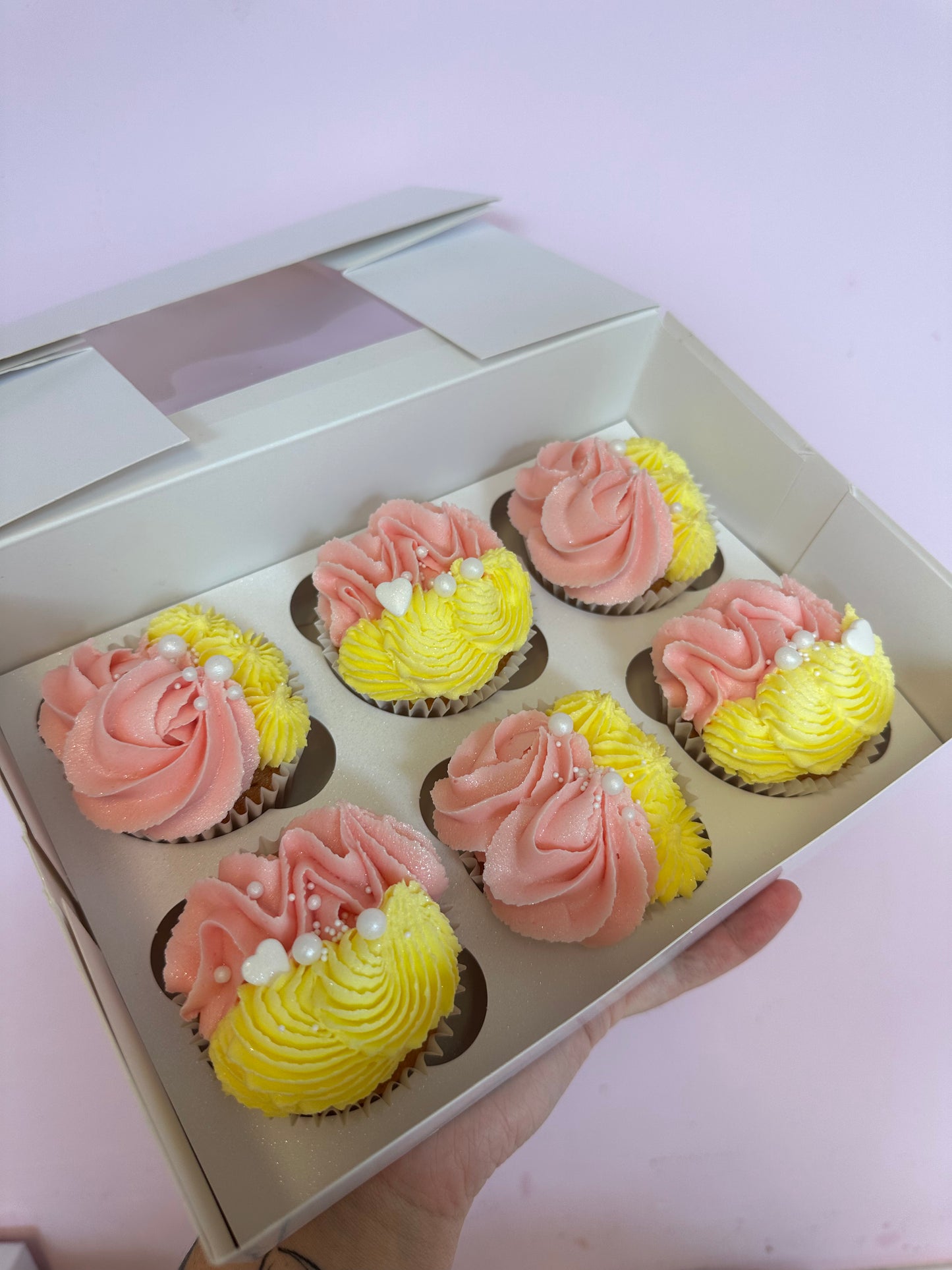 Box of 6 Cupcakes